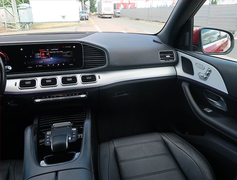 Mercedes-Benz GLE (2021) 350 de - fotka 8 z 26