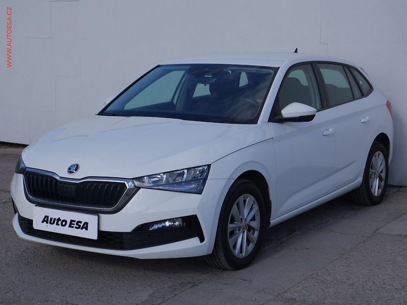 Škoda Scala (2022) 1.0 TSi, ČR, Ambition, DSG - fotka 3 z 16
