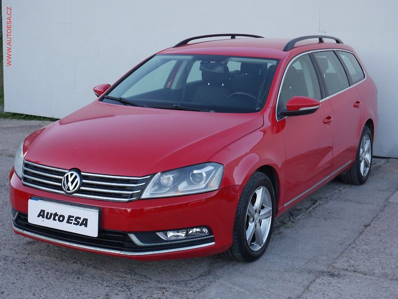 Volkswagen Passat (2013) 2.0 TDI 4x4, ČR, Comfortline - fotka 3 z 18
