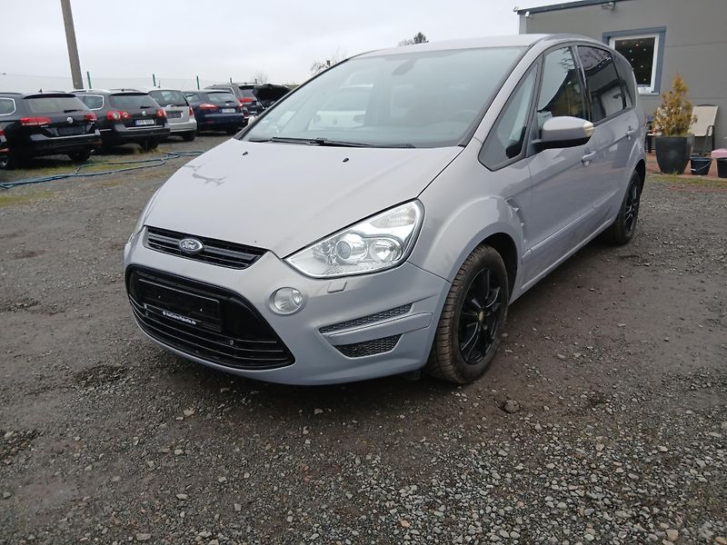 Ford S-MAX 2.0 TDCI, AUTOMAT - fotka 22 z 32