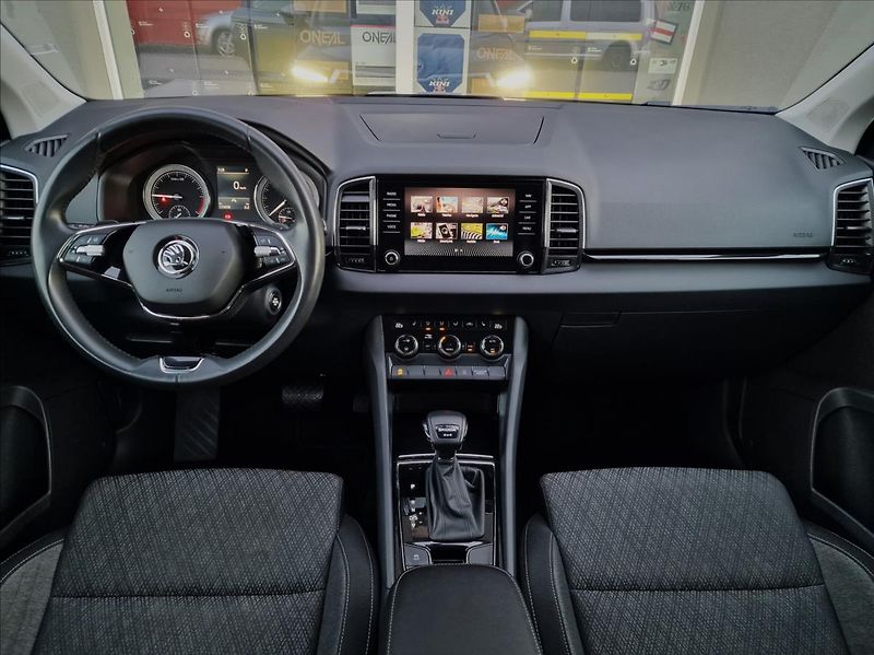 Škoda Karoq 2.0 TDI 110kW 4x4 DSG Style - fotka 24 z 50