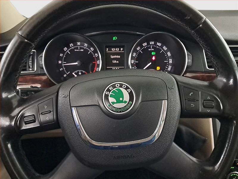 Škoda Superb (2010) 2.0 TDI, Automat, Navi, Xenony - fotka 20 z 22