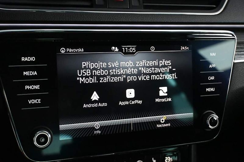 Škoda Superb (2023) 2.0 DSG STYLE Matrix LED VIRTU - fotka 16 z 38