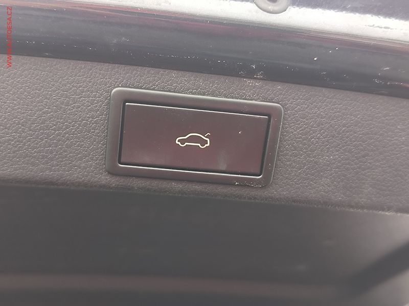 Škoda Octavia (2018) 1.5 TSi, Clever, LED, +ALU - fotka 20 z 23