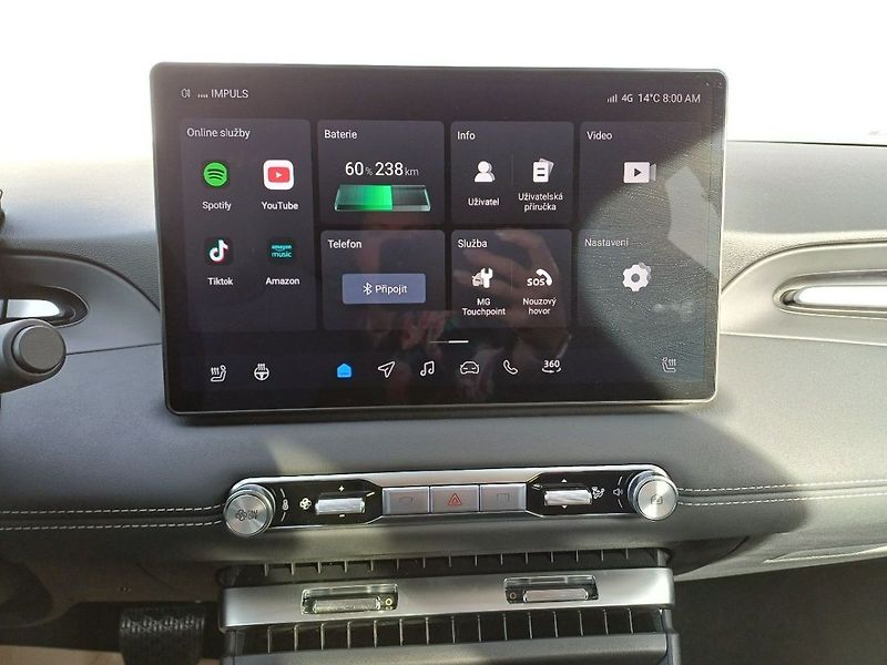 MG MG4 EV Urban Premium 118 kW / 160 k&nbsp;54 - fotka 16 z 22