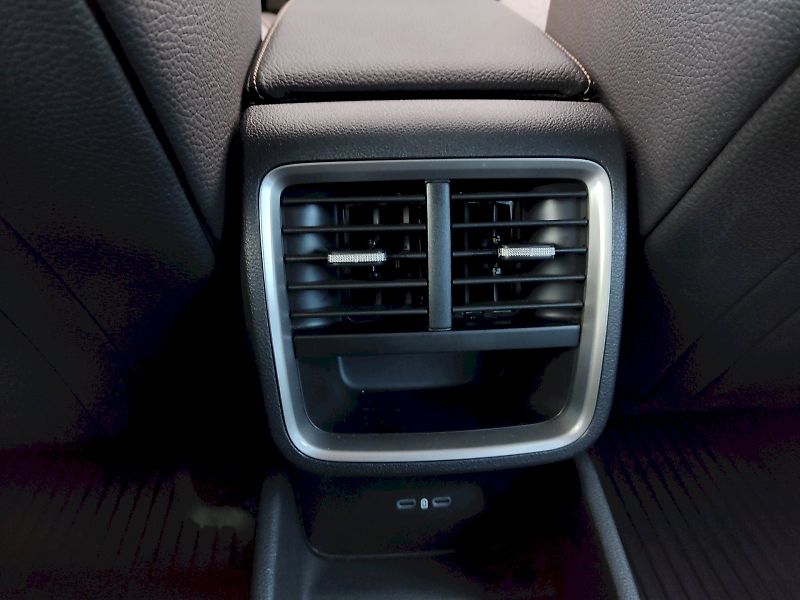 Škoda Octavia (2025) Combi Top Selection Business 1 - fotka 6 z 39