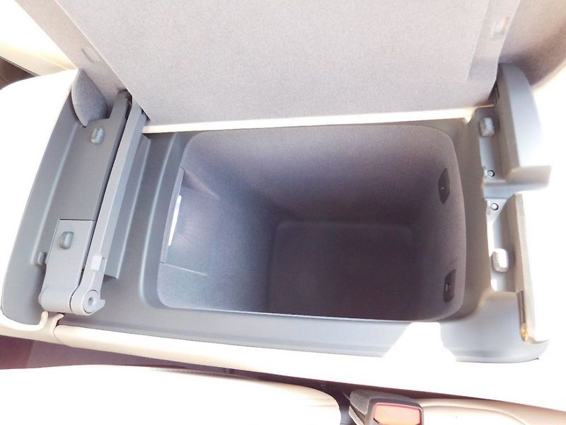 NIO ET7 PŘEDVÁDĚCÍ VŮZ, ZÁRUKA,480KW - fotka 20 z 33