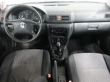 Škoda Octavia (2002) 1.6i, ČR, Elegance - náhled 8