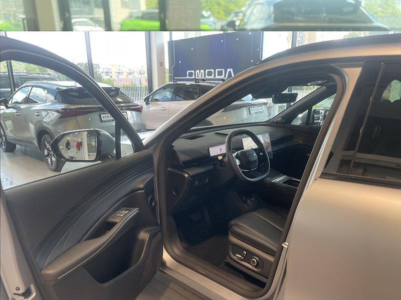 Omoda Ostatní (2026) Omoda 7 PHEV Luxury  - fotka 8 z 62