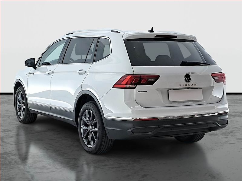 Volkswagen Tiguan Allspace (2023) Life 1.5 TSI - fotka 4 z 22