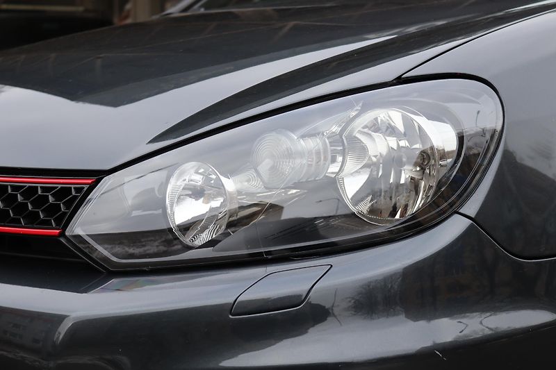 Volkswagen Golf GTI 2.0TSI 147kW - fotka 4 z 47