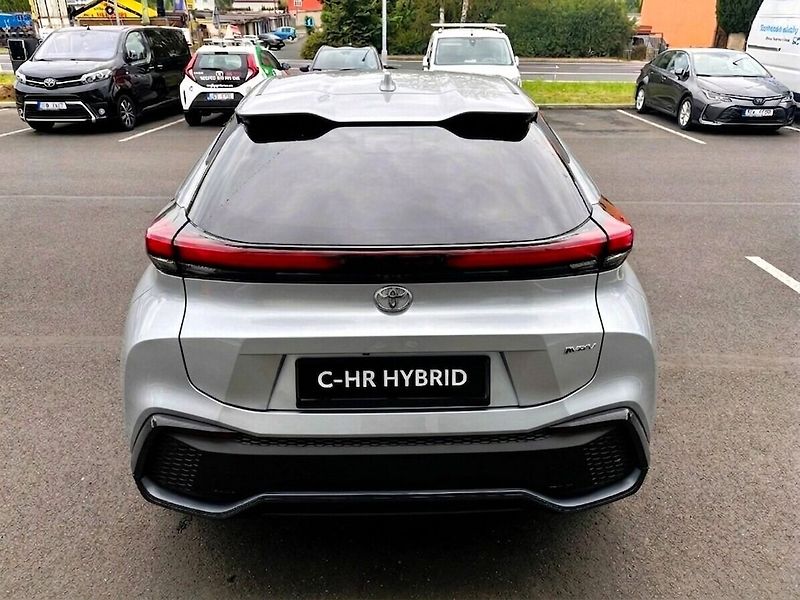 Toyota C-HR 1,8   Style HEV CVT - fotka 6 z 10