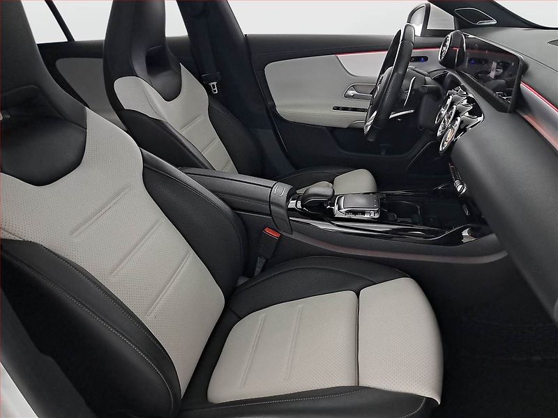 Mercedes-Benz CLA (2019) 35 AMG - fotka 9 z 20