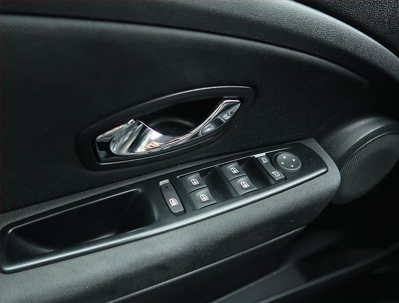 Renault Mégane (2012) 1.6 16V, Serv.kniha, Tempomat - fotka 14 z 15