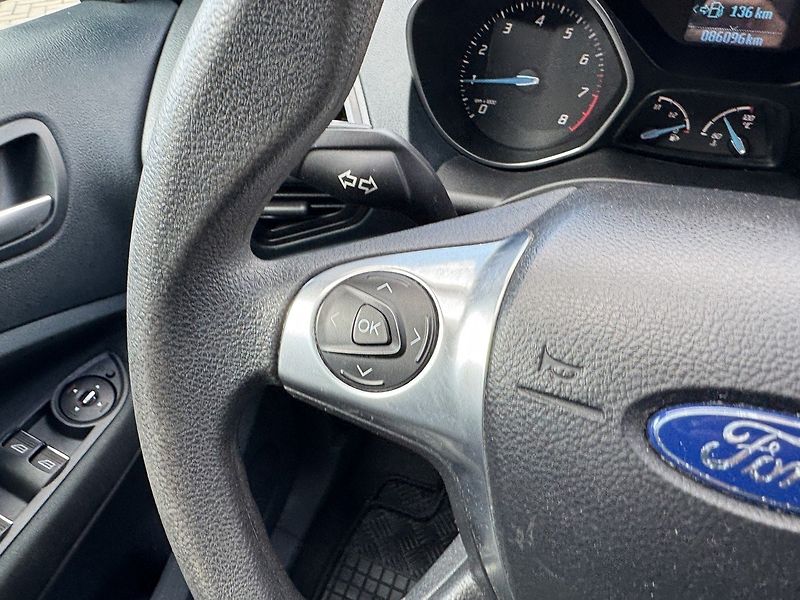 Ford C-MAX (2011) 1.6 Ti-VCT Klima Tažné - fotka 8 z 49