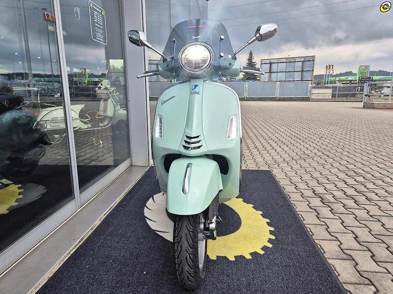 Vespa GTS 125 (2026) E5+ - fotka 29 z 39