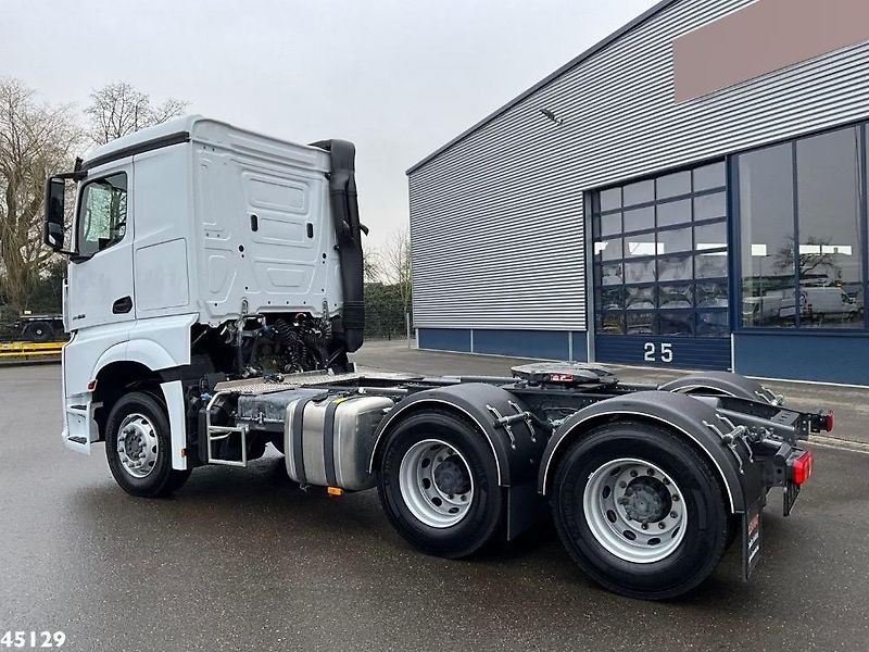 Mercedes-Benz (2025) Arocs 2663 6x4 tahač 68t  - fotka 3 z 20