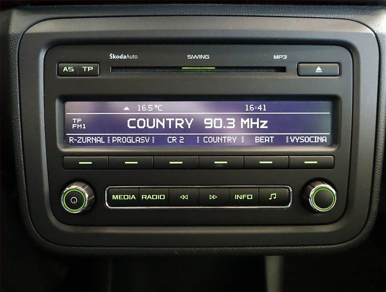 Škoda Roomster (2011) Ambition 1.2 TSI - fotka 12 z 19