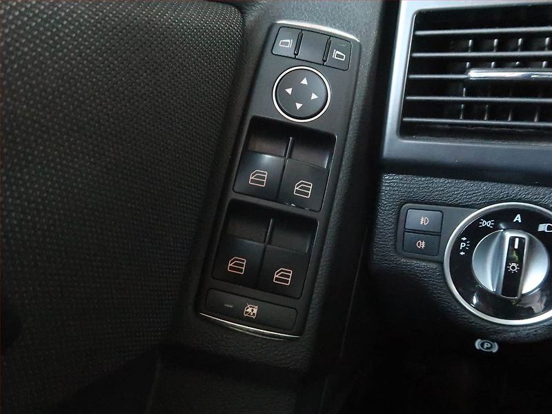 Mercedes-Benz GLK (2011) 220 CDI, 4X4, Automat - fotka 16 z 16