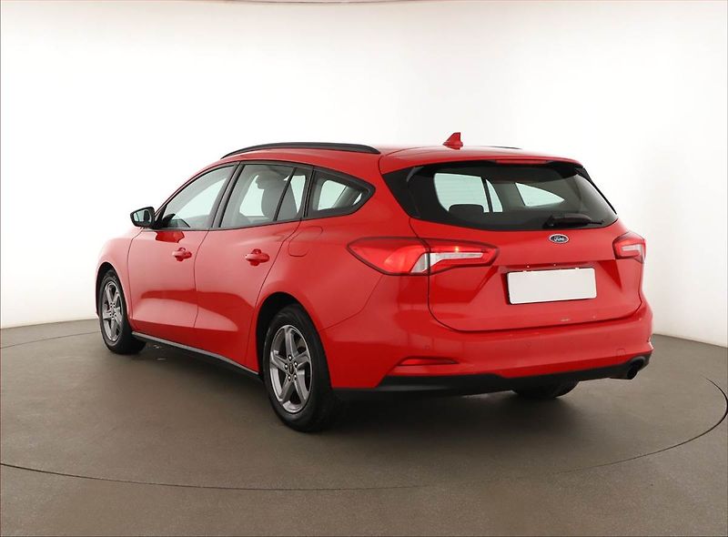 Ford Focus (2019) 1.0 EcoBoost, ČR,1.maj - fotka 4 z 13