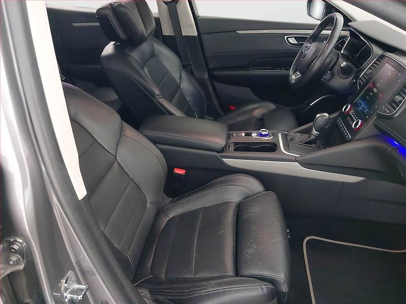 Renault Talisman (2015) Initiale Paris 1.6 dCi - fotka 9 z 21