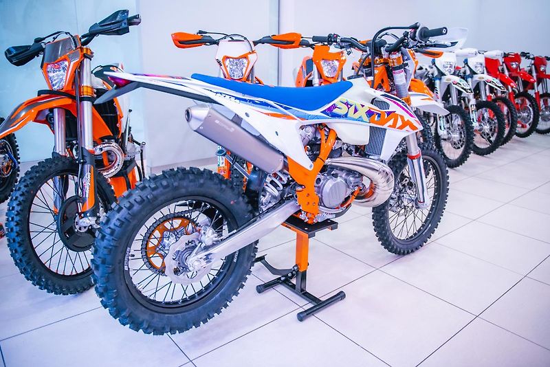 KTM 300 EXC SIX DAYS Nová 0MTH - fotka 33 z 36