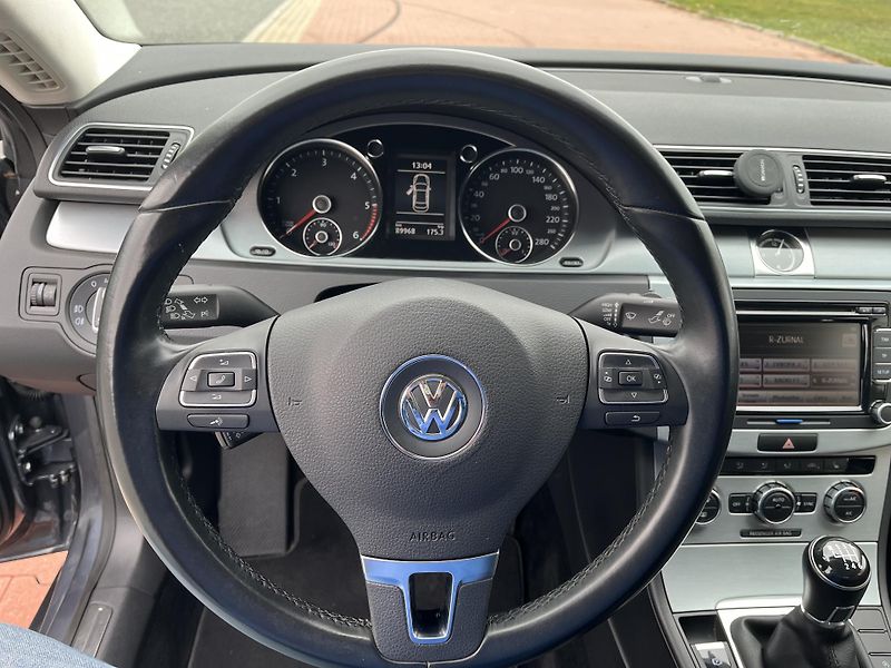 Volkswagen Passat CC 2.0 TDi Highline 1.Majitel ČR - fotka 18 z 30