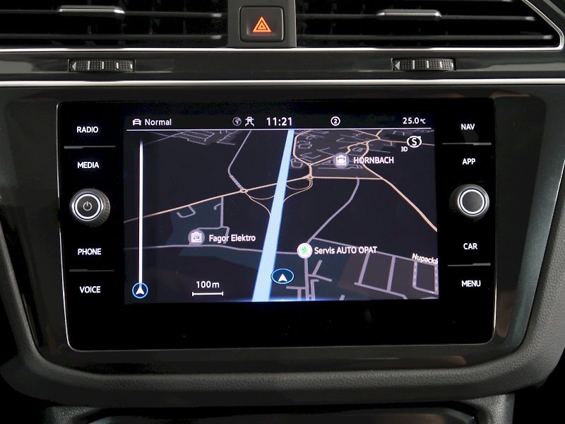 Volkswagen Tiguan (2022) EDICE URBAN 2.0TDI 110KW 4x4 D - fotka 22 z 35