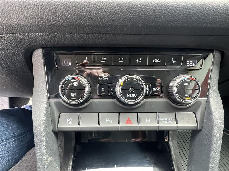 Škoda Kodiaq 2,0 TDi DSG 4X4 STYLE webasto - fotka 15 z 19