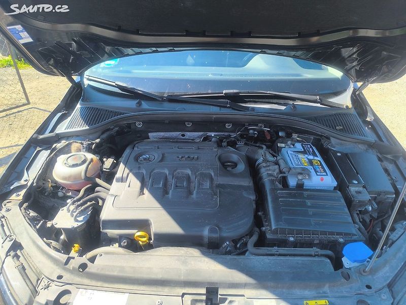 Škoda Octavia 2.0TDI110KW 4X4, VÝBAVA,170TKM - fotka 20 z 21