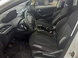 Peugeot 208 (2015) 1.0  PT ,AC,TEMP. - náhled 17