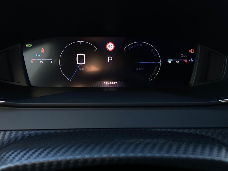 Peugeot 2008 (2026) ALLURE Hybrid 145 e-DCS6  - fotka 14 z 24