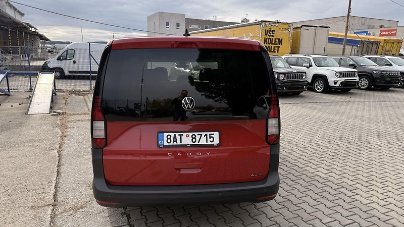Volkswagen Caddy (2021) 2.0 TDI,MAXI,ČR,4X4,5 MÍST - fotka 15 z 33