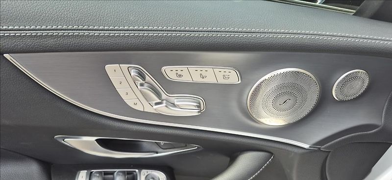 Mercedes-Benz Třídy E 2,0 AMG Style  Night Edition - fotka 10 z 15