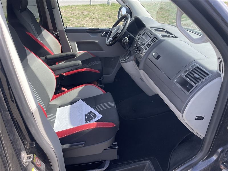 Volkswagen Transporter 2,0 TDi 132kw DSG LONG 5míst T - fotka 11 z 29