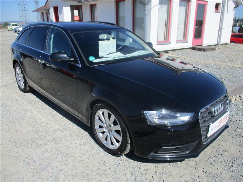 Audi A4 Avant 2,0 TDI, quattro, servis - fotografie inzerátu