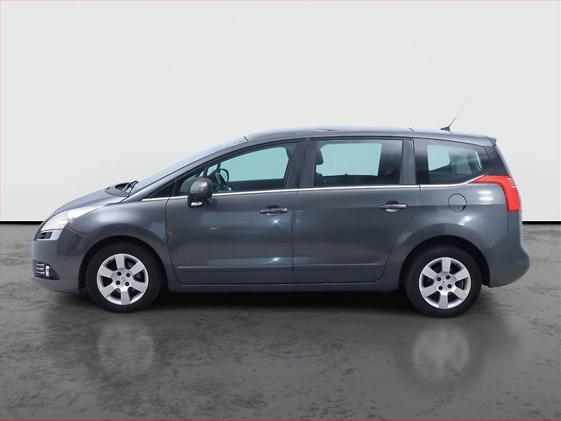 Peugeot 5008 (2010) 2.0 HDI, Tempomat - fotka 3 z 14