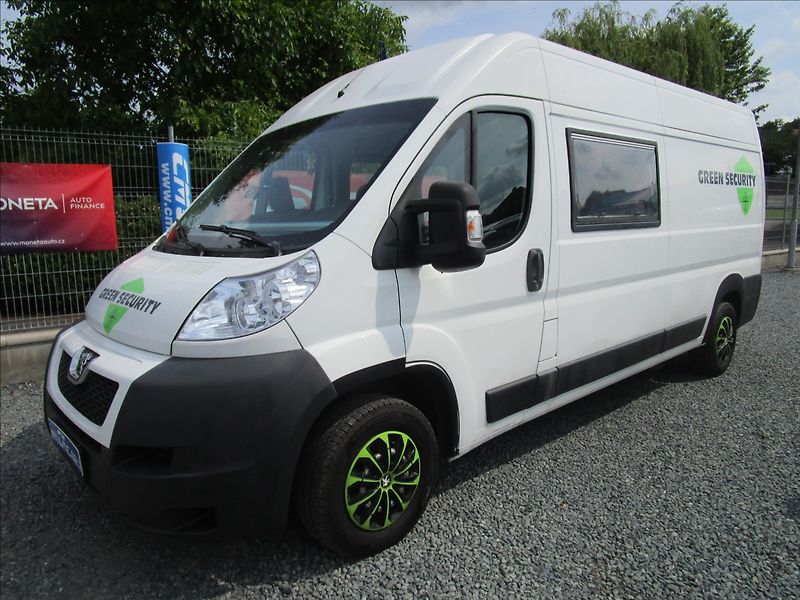 Peugeot Boxer 2.2HDi, Obytný, 5 míst - fotka 1 z 67