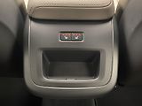 Volvo XC60 B5 AWD DARK PLUS AUT CZ - náhled 32