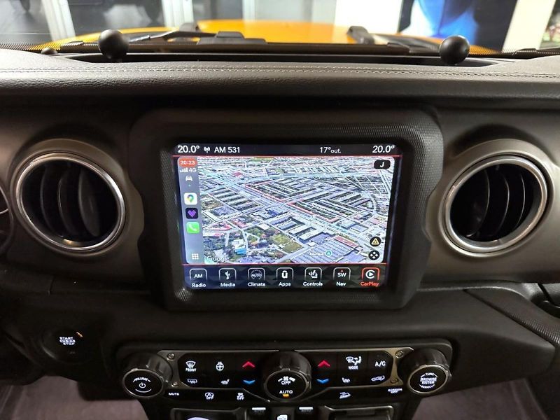Jeep Wrangler (2018) Unlimited 3,6 V6 4x4 284k AT8 - fotka 17 z 26