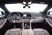BMW X6 M50i