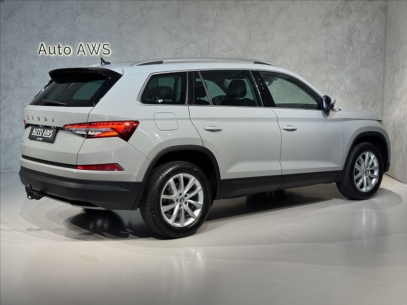Škoda Kodiaq 2,0 TDi  DSG Style LED Virtual - fotka 7 z 45