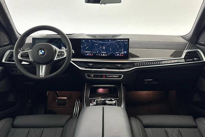 BMW X7 xDrive40d - fotka 18 z 29
