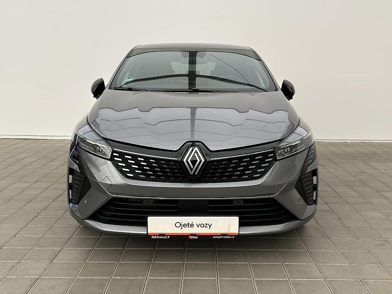 Renault Clio 1.0 TCe Techno - fotka 2 z 31