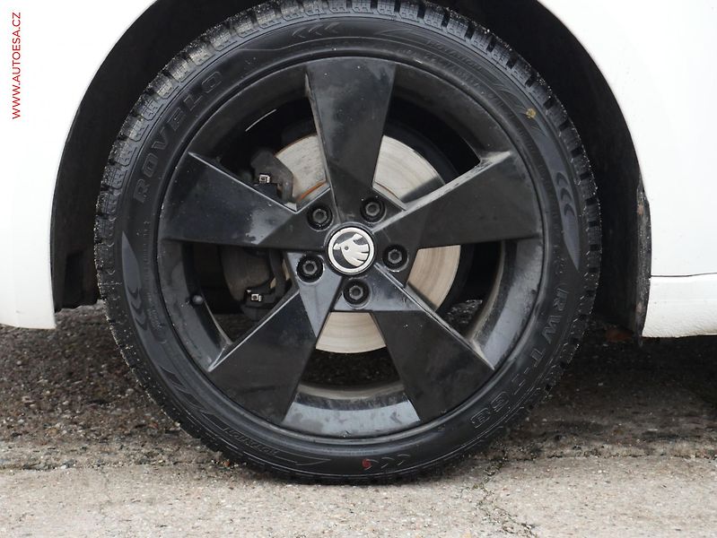 Škoda Octavia (2015) 2.0 TDi, ČR, Ambition - fotka 18 z 20