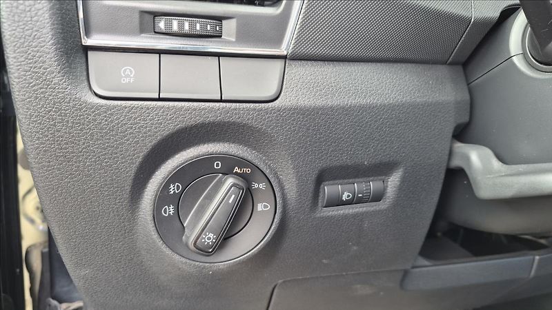 Škoda Fabia 1,0 TSi 70 Kw kombi Ambition - fotka 21 z 23