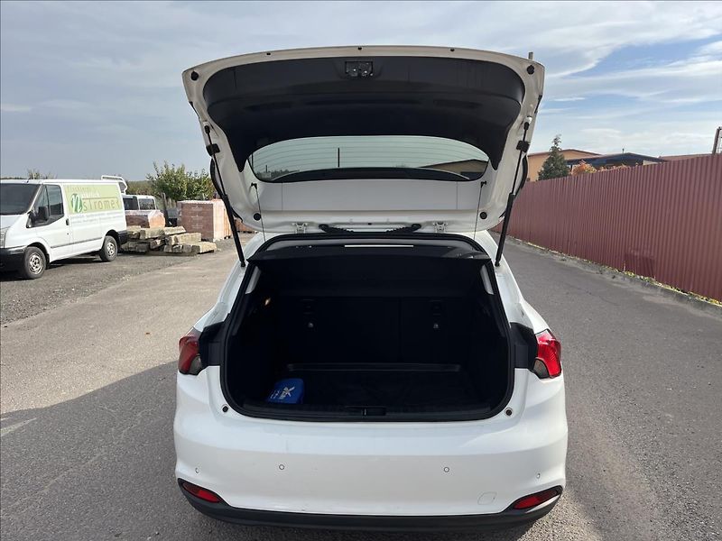 Fiat Tipo 1,6 MULTIJET ROZVODY 2xKOLA - fotka 37 z 49