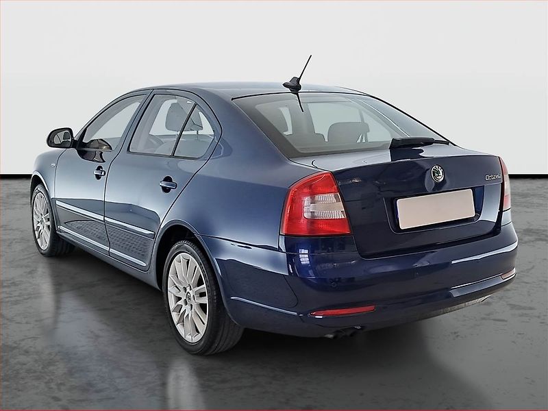 Škoda Octavia (2011) Laurin&Klement 1.8 TSI - fotka 4 z 30