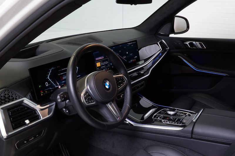BMW X7 Xdrive40i,Mpaket,ČR,Iconic-G - fotka 18 z 49