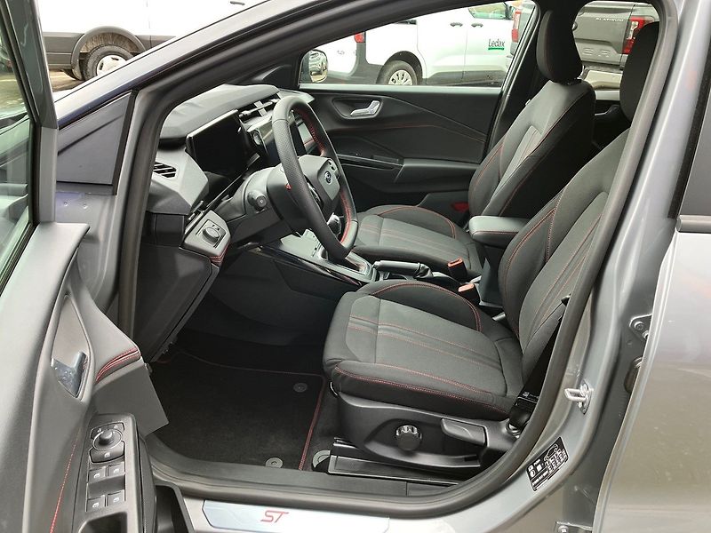 Ford Tourneo Courier (2026) Active, Tourneo, 1.0 EcoBoost - fotka 8 z 9